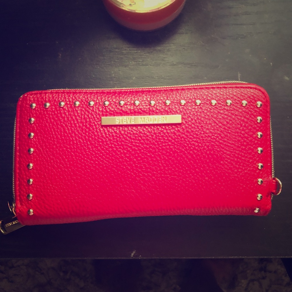 Steve Madden oversized wallet